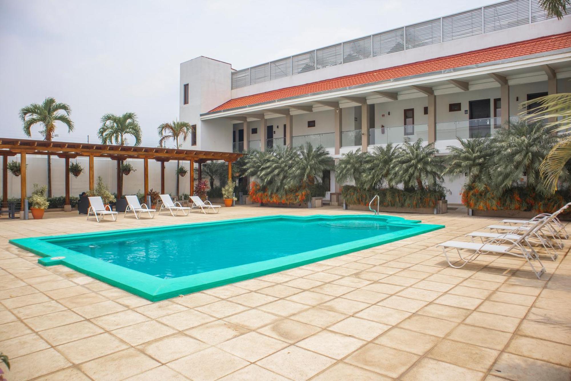 Hotel Agualcas Managua Buitenkant foto