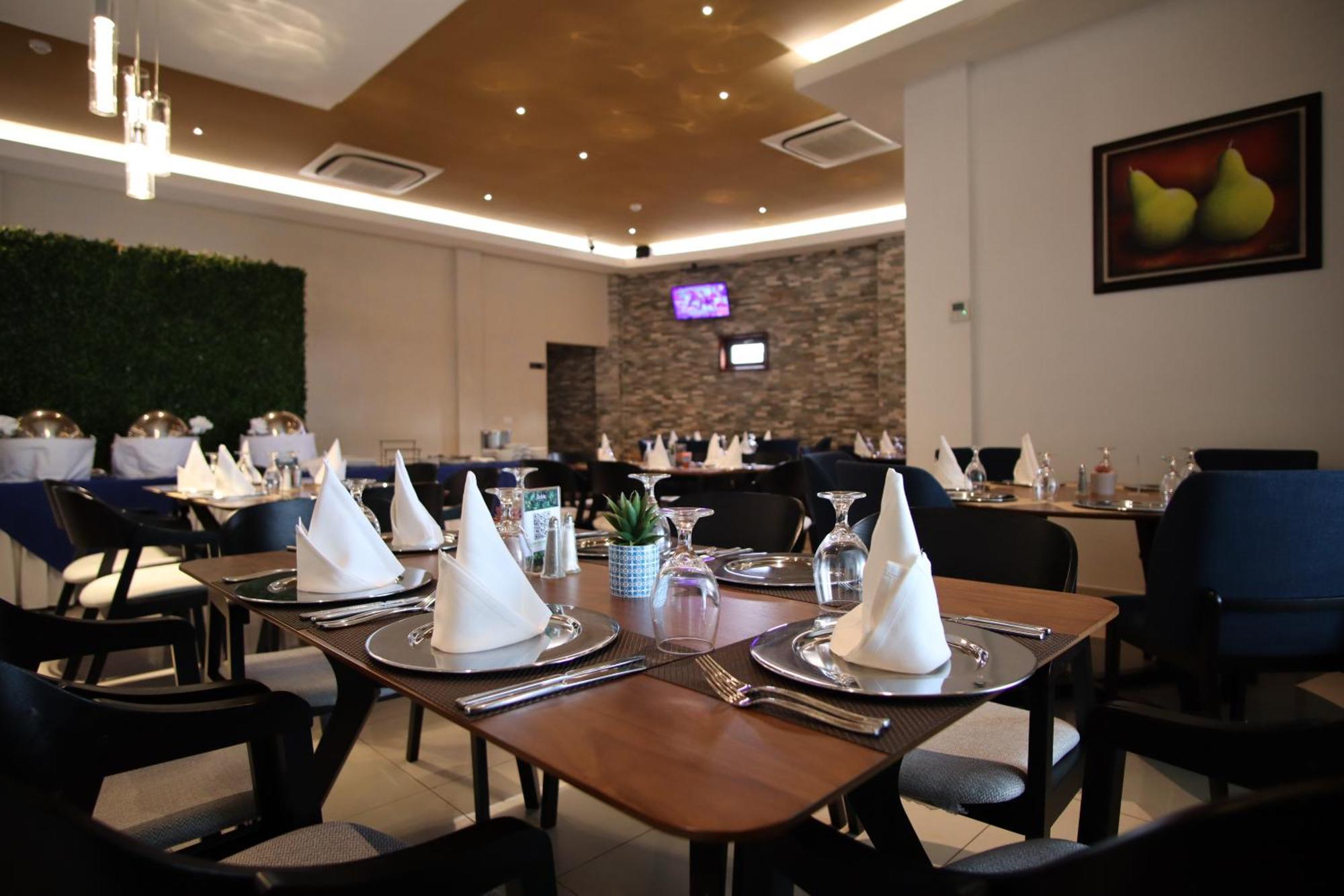 Hotel Agualcas Managua Buitenkant foto