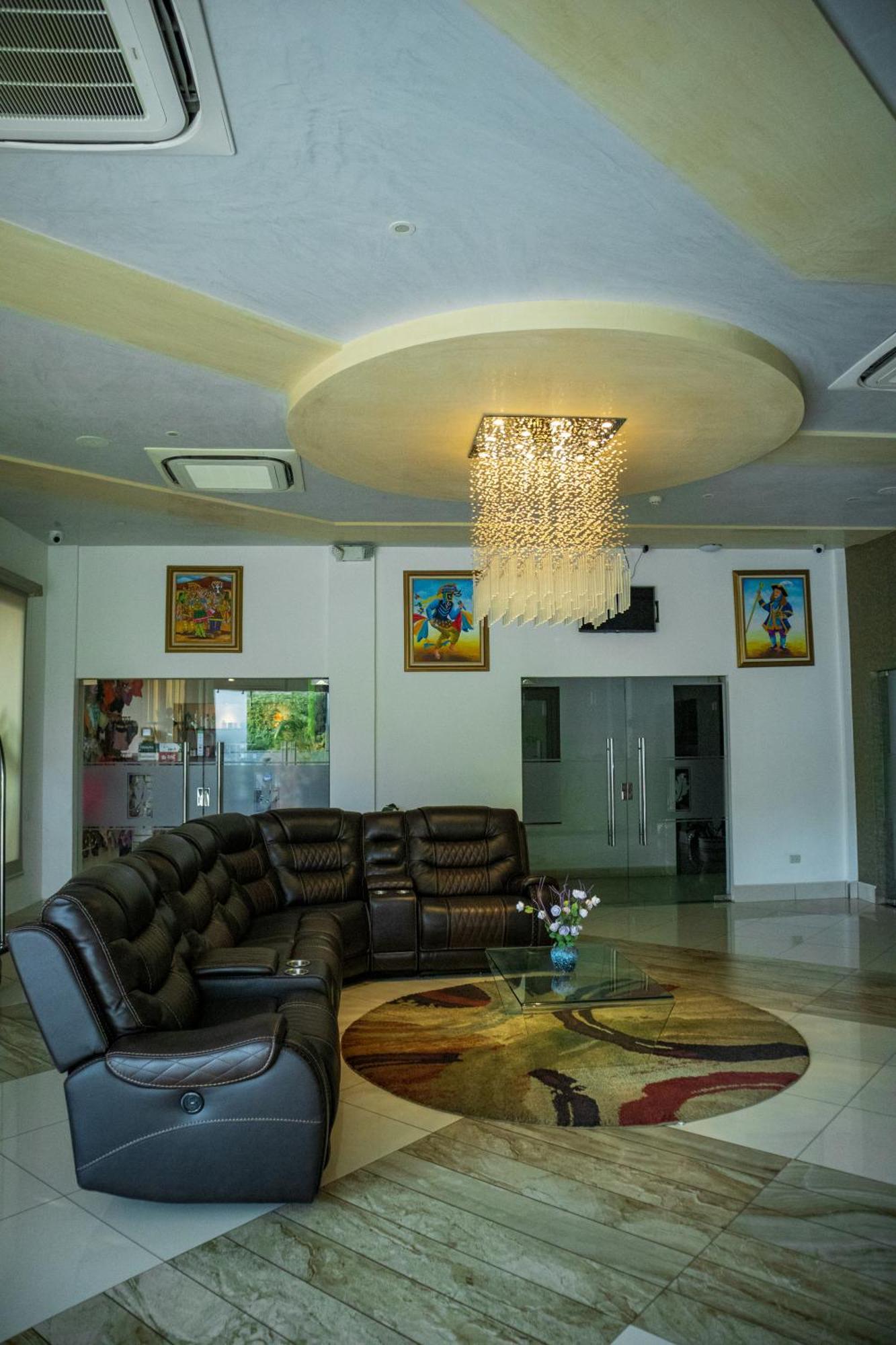 Hotel Agualcas Managua Buitenkant foto